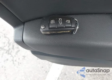 2017 Audi S3 2.0T Premium Plus z USA, uszkodzony, nr VIN WAUB1GFF5H1071854